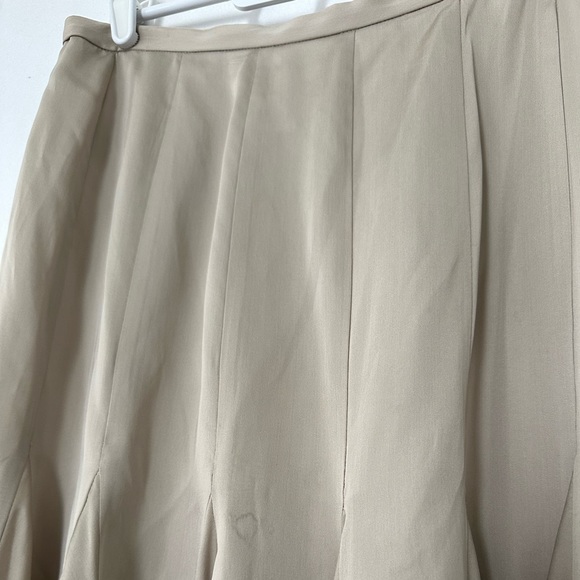 Calvin Klein silk skirt with godet ruffles, size 6, champagne - Picture 5 of 10
